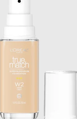 L'Oreal Super-Blendable Foundation W2, Light Hot